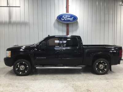 2010 Chevrolet 1500 Crew Cab, $11900. Photo 3