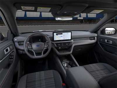 2025 Ford Explorer, $50637. Photo 9