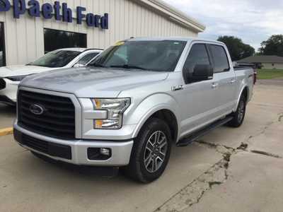 2015 Ford F150 Crew Cab, $12900. Photo 2