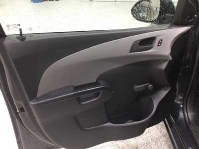 2016 Chevrolet Sonic, $7900. Photo 7