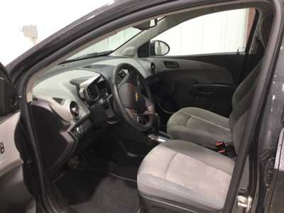 2016 Chevrolet Sonic, $7900. Photo 8