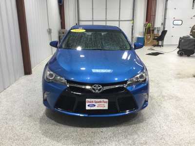 2017 Toyota Camry, $16917. Photo 2