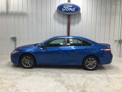 2017 Toyota Camry, $16917. Photo 3