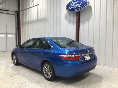 2017 Toyota Camry, $16917. Photo 4