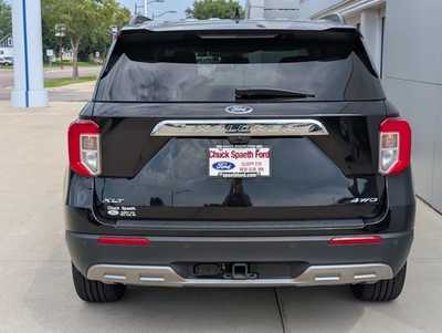 2022 Ford Explorer, $33922. Photo 4