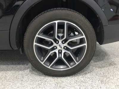 2016 Ford Explorer, $12900. Photo 6