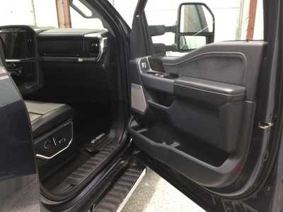 2021 Ford F150 Crew Cab, $39900. Photo 9