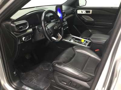 2021 Ford Explorer, $29500. Photo 12