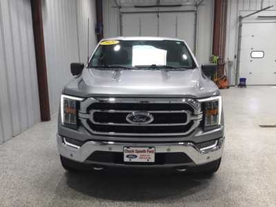 2021 Ford F150 Crew Cab, $33900. Photo 2