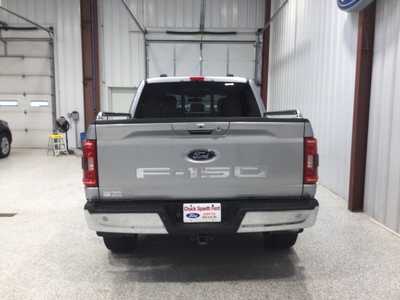 2021 Ford F150 Crew Cab, $33900. Photo 5