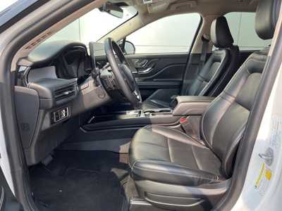 2023 Lincoln Corsair, $35900. Photo 12