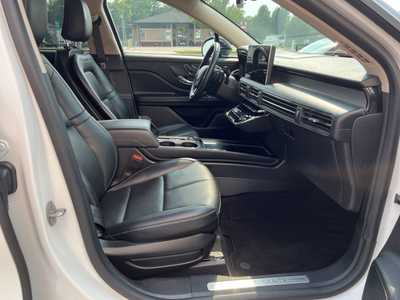 2023 Lincoln Corsair, $35900. Photo 8