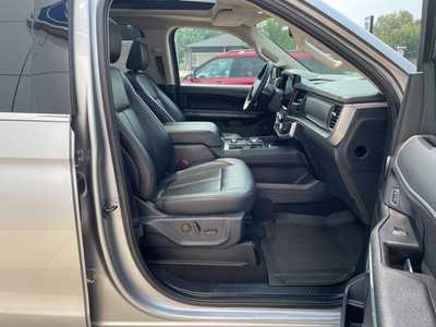 2024 Ford Expedition Max, $61900. Photo 9