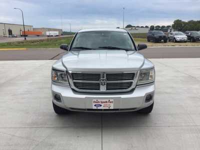 2008 Dodge Dakota Crew Cab, $8908. Photo 2