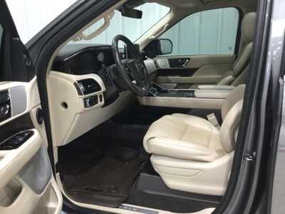 2021 Lincoln Navigator, $49900. Photo 8