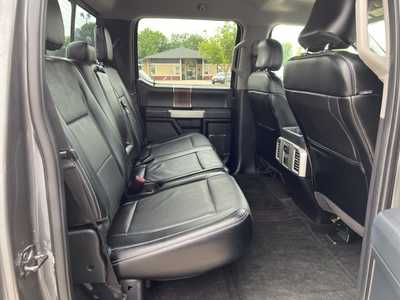 2016 Ford F150 Crew Cab, $24900. Photo 9