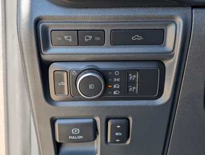 2022 Ford F150 Crew Cab, $34900. Photo 11