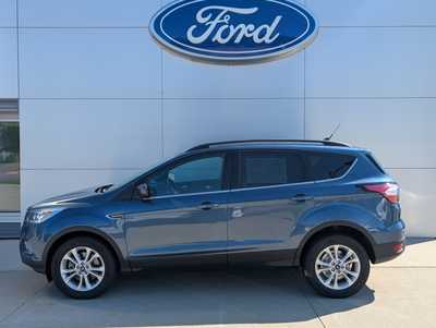 2018 Ford Escape, $15900. Photo 2