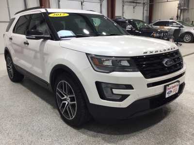 2017 Ford Explorer, $19900. Photo 3