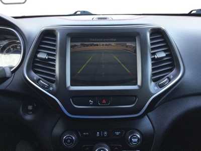 2020 Jeep Cherokee, $15920. Photo 11
