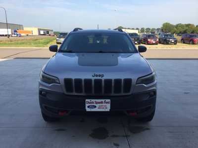 2020 Jeep Cherokee, $15920. Photo 2