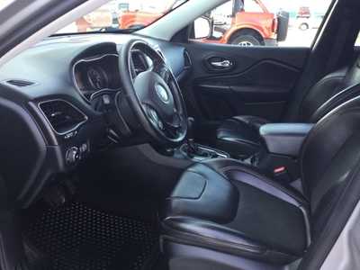 2020 Jeep Cherokee, $15920. Photo 7