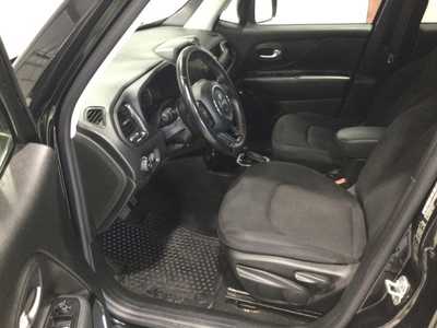 2019 Jeep Renegade, $16900. Photo 9
