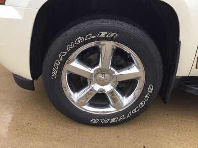 2012 Chevrolet Avalanche, $20900. Photo 7