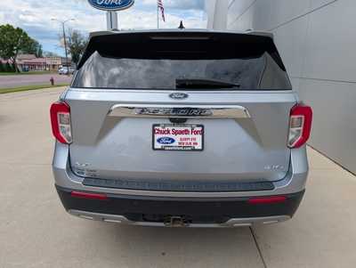 2022 Ford Explorer, $29900. Photo 4