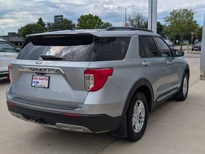 2022 Ford Explorer, $29900. Photo 5