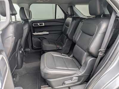 2022 Ford Explorer, $29900. Photo 7