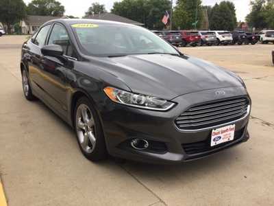 2016 Ford Fusion, $10900. Photo 4