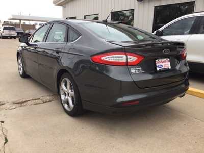2016 Ford Fusion, $10900. Photo 7