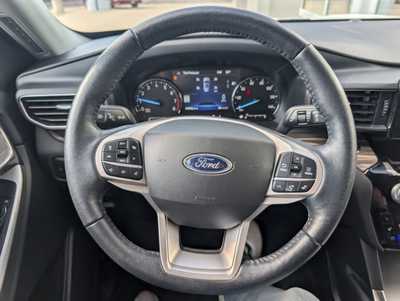 2022 Ford Explorer, $30922. Photo 11