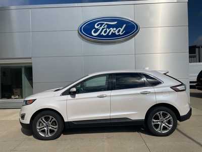 2016 Ford Edge, $14900. Photo 2