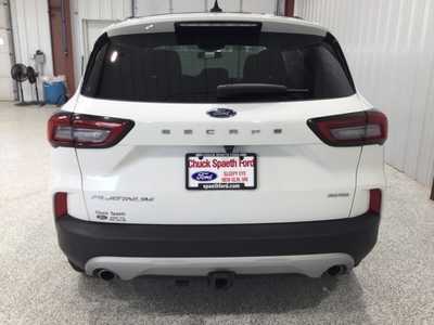 2023 Ford Escape, $31500. Photo 6