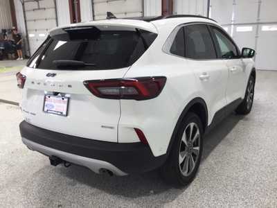 2023 Ford Escape, $31500. Photo 7