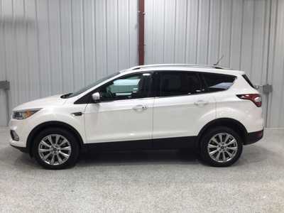 2018 Ford Escape, $15500. Photo 4