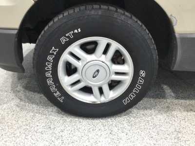 2005 Ford Expedition, $2900. Photo 8