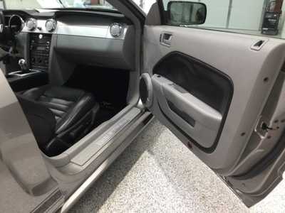 2008 Ford Mustang, $15808. Photo 12