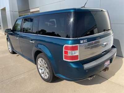 2011 Ford Flex, $6900. Photo 5