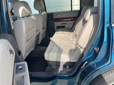 2011 Ford Flex, $6900. Photo 9
