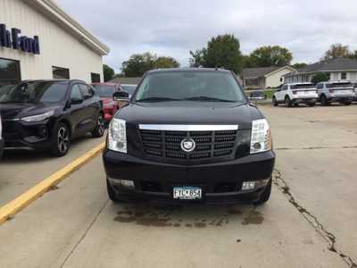 2011 Cadillac Escalade ESV, $10511. Photo 3