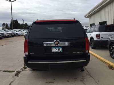 2011 Cadillac Escalade ESV, $10511. Photo 5