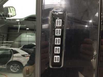 2020 Ford F150 Crew Cab, $22900. Photo 9