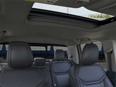 2025 Ford Maverick, $44045. Photo 12