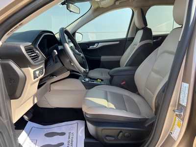 2020 Ford Escape, $19900. Photo 12