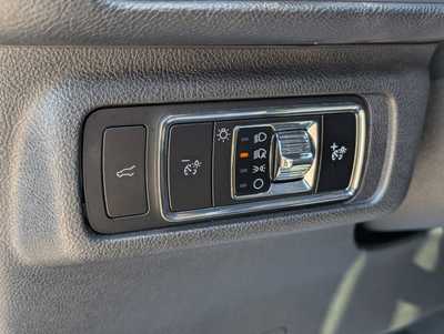 2023 Lincoln Corsair, $34900. Photo 11