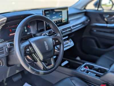 2023 Lincoln Corsair, $34900. Photo 9