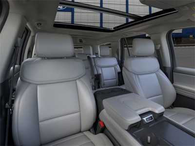 2025 Ford Expedition, $73935. Photo 10